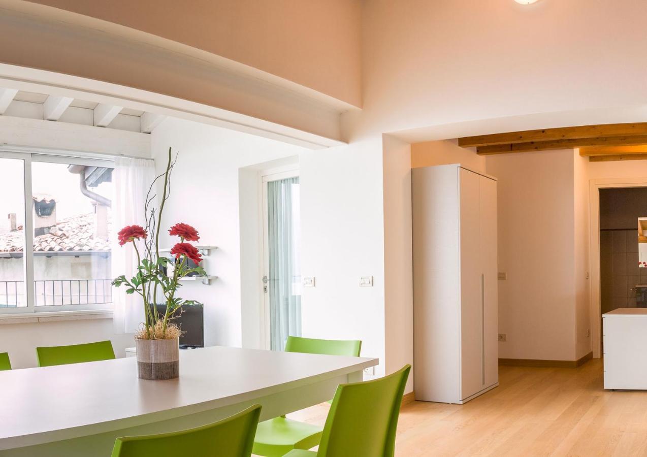 Villa Borgo Borago Brenzone sul Garda Luaran gambar