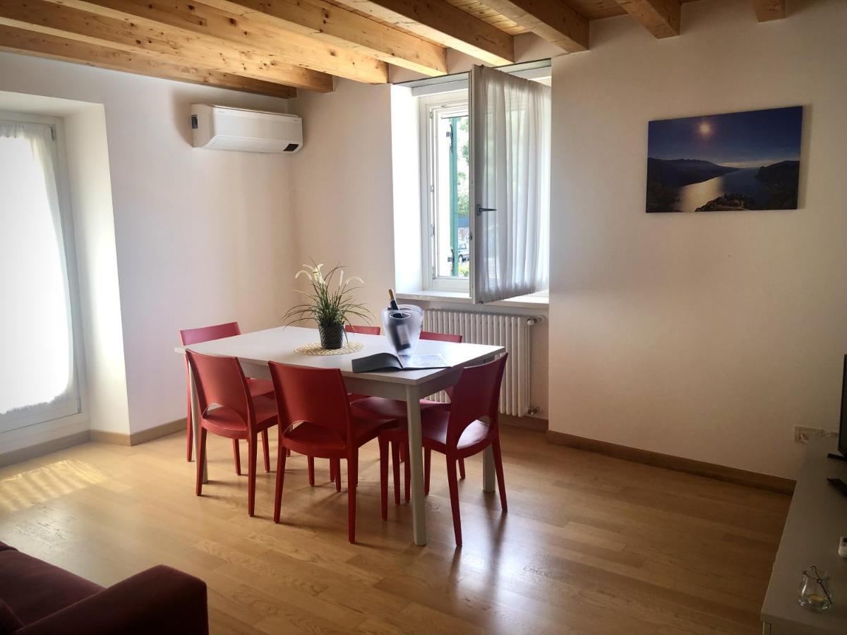 Villa Borgo Borago Brenzone sul Garda Luaran gambar