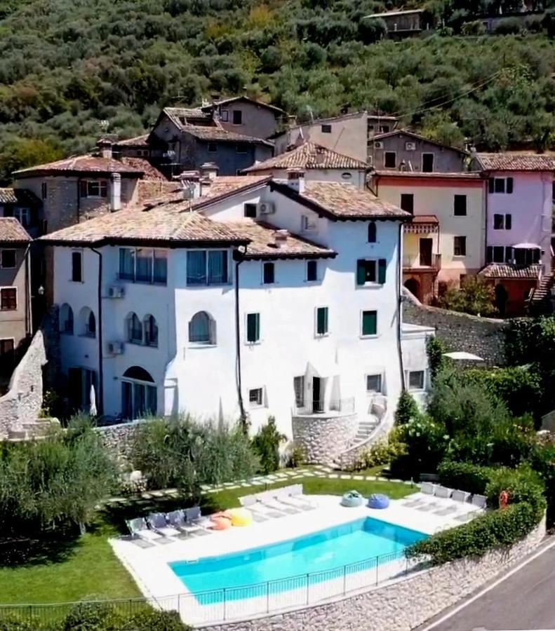 Villa Borgo Borago Brenzone sul Garda Luaran gambar