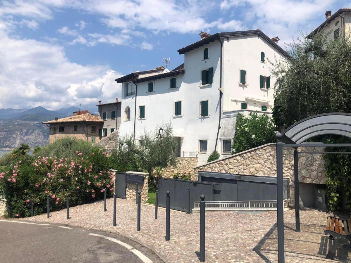 Villa Borgo Borago Brenzone sul Garda Luaran gambar