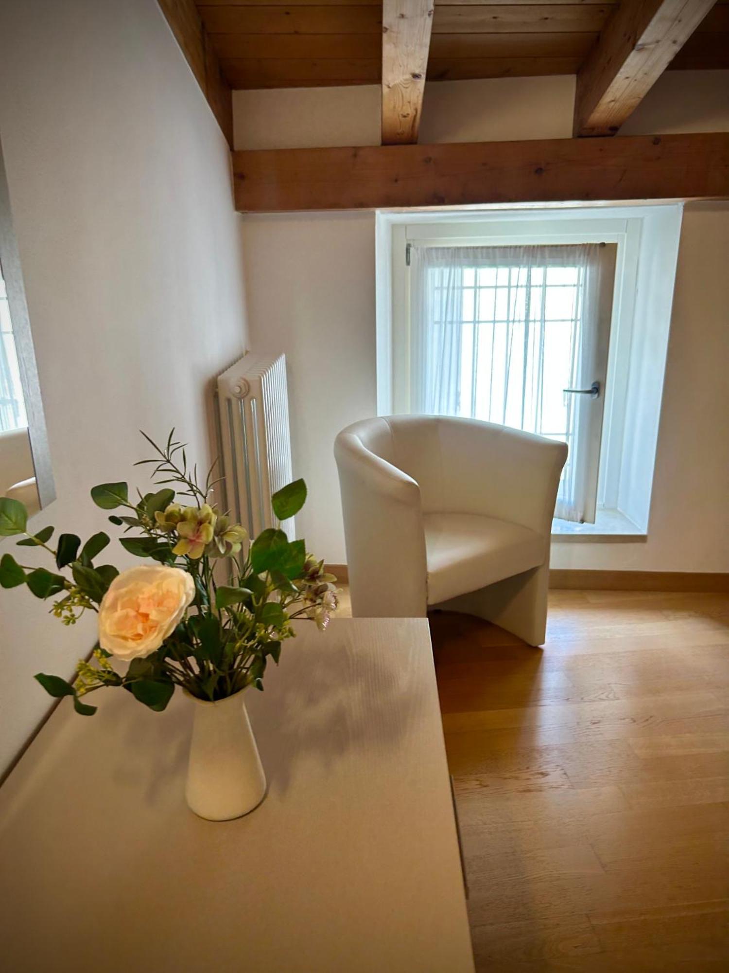 Villa Borgo Borago Brenzone sul Garda Luaran gambar
