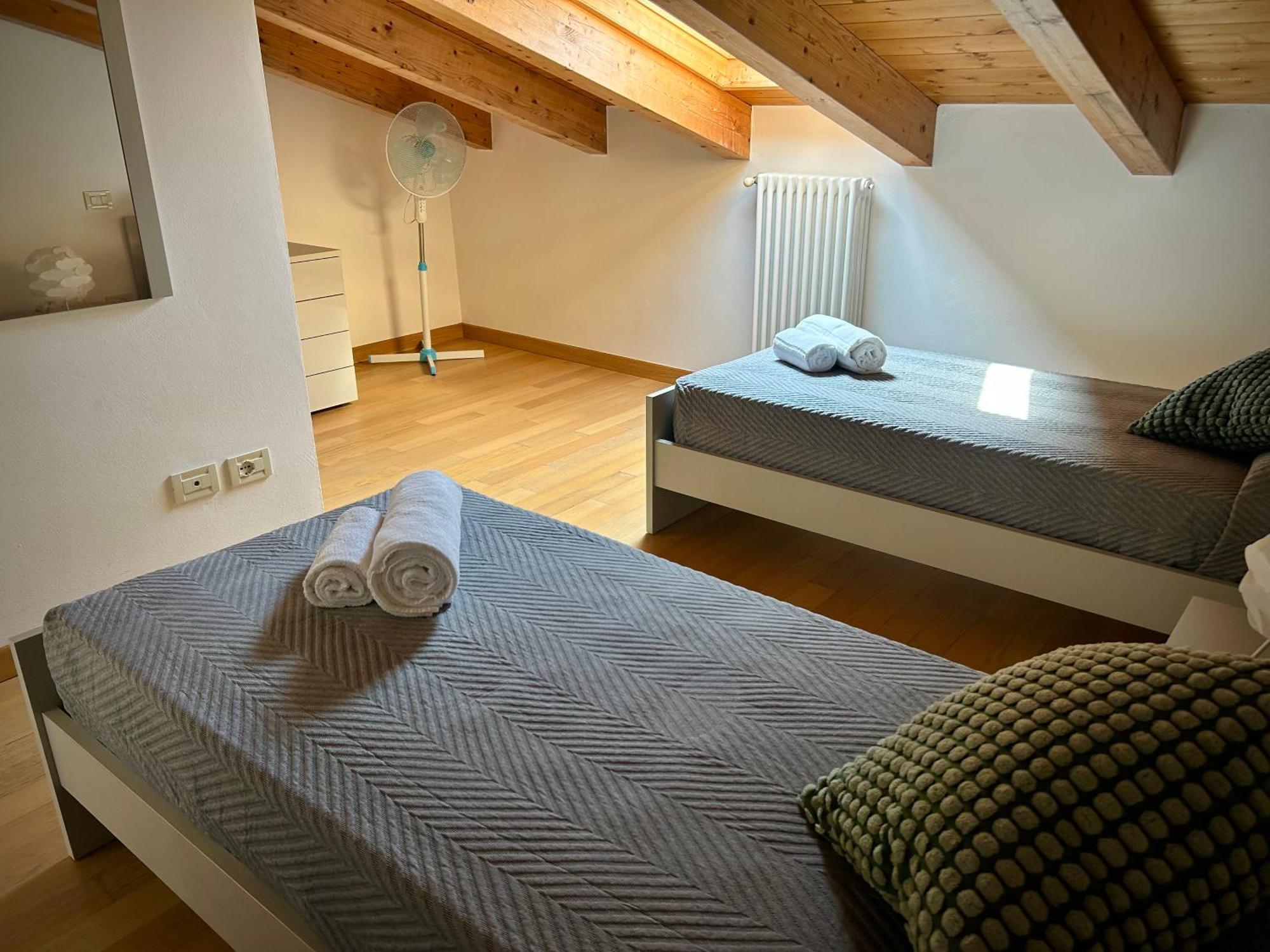 Villa Borgo Borago Brenzone sul Garda Luaran gambar