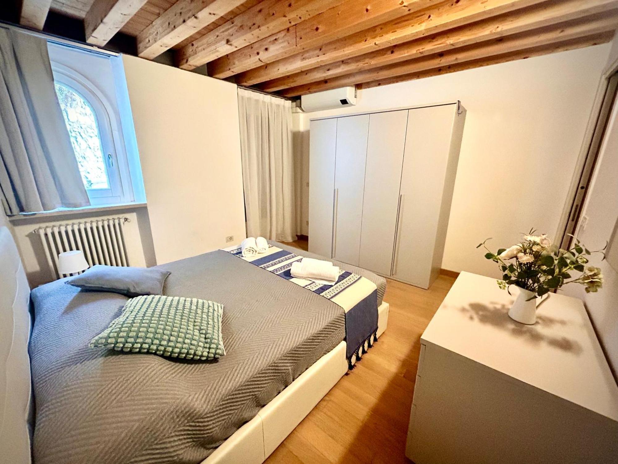Villa Borgo Borago Brenzone sul Garda Bilik gambar