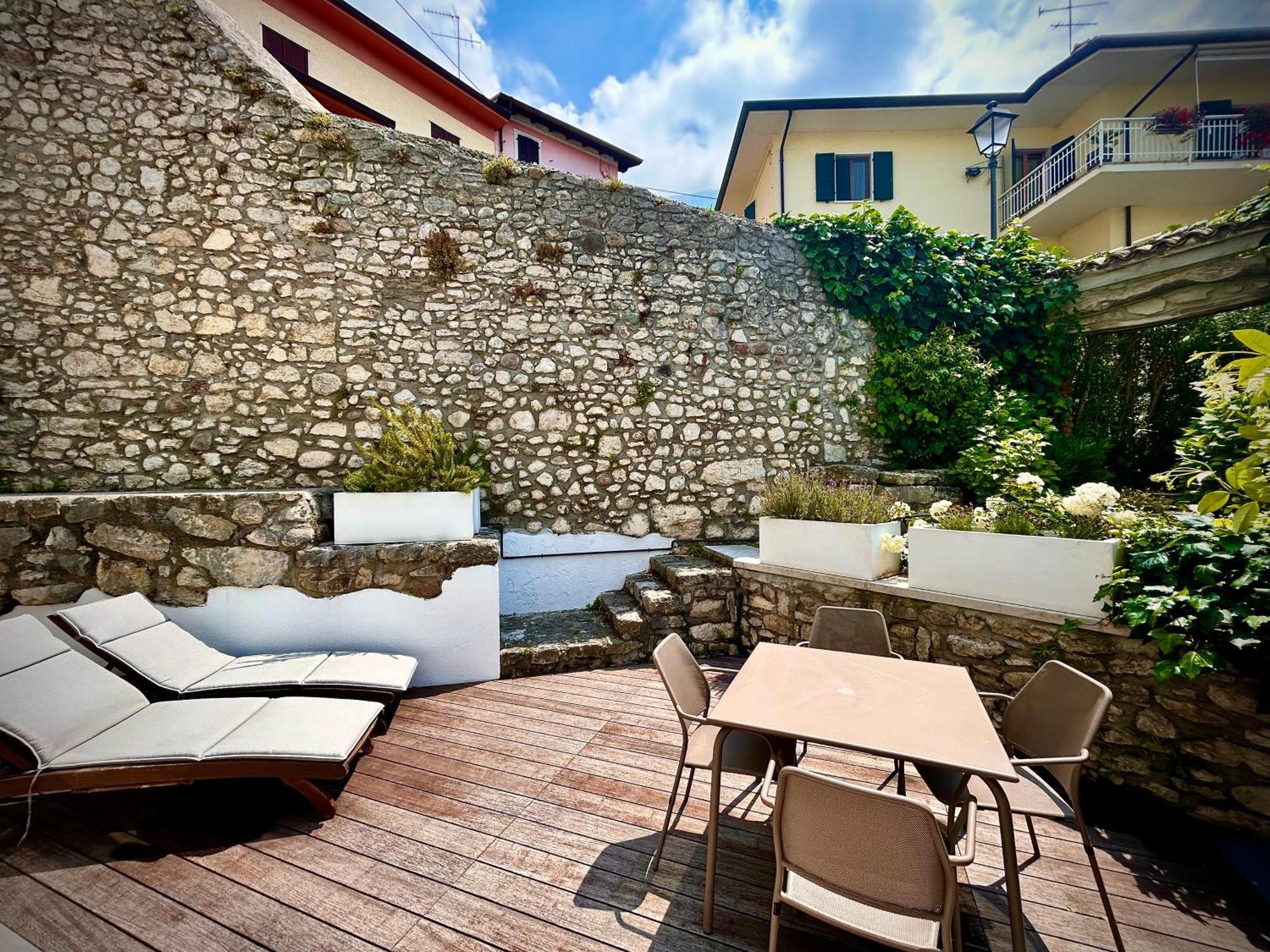 Villa Borgo Borago Brenzone sul Garda Bilik gambar